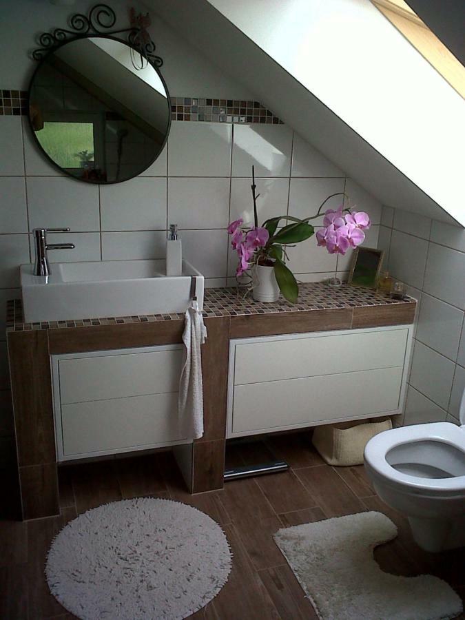 Walnut Apartment With Sauna And Pond Topoľčany Exterior foto