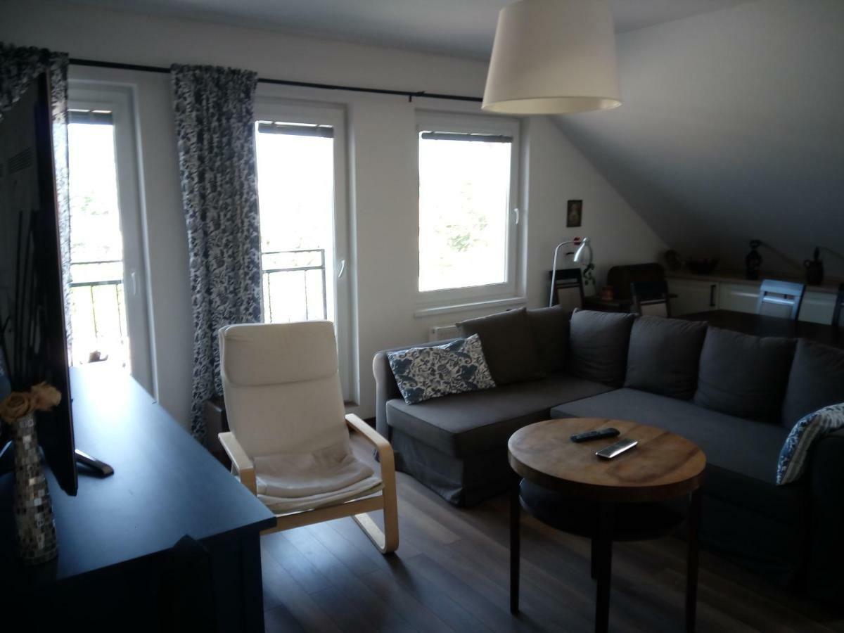 Walnut Apartment With Sauna And Pond Topoľčany Exterior foto